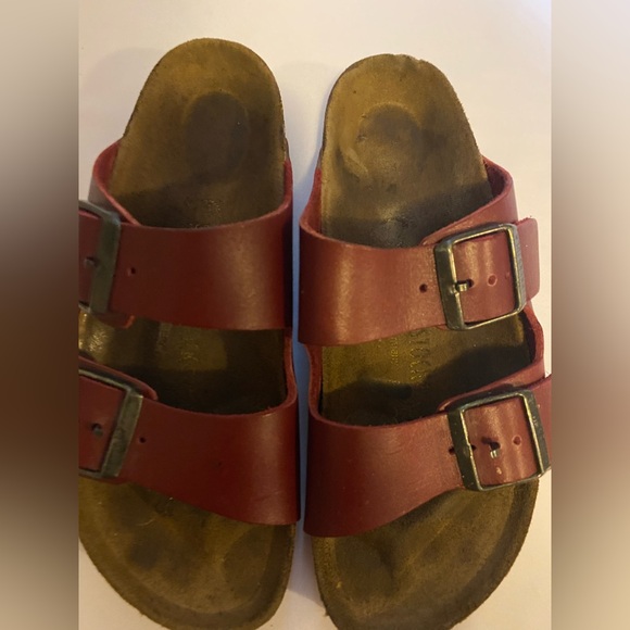 Burgundy Women’s Birkenstock Sandals Size 8.5 - Picture 1 of 11
